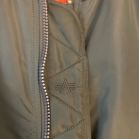 ALPHA INDUSTRIES MA-1 BOMBER JACKET, UNISEX SIZE MM/WL, SAGE - Picture 7 of 11
